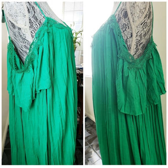 ALICE + OLIVIA Cold-shoulder lace-trim mini dress - Picture 6 of 7